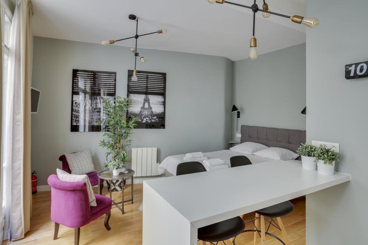 Charmant Studio Au Coeur De Paris Pour 2 Personnes By Weekome Exterior photo